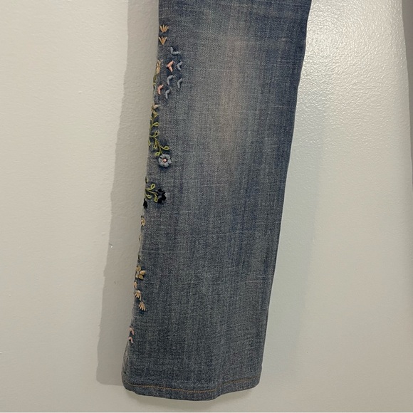 DRIFTWOOD Kelly Blue Floral Embroidered Jeans Size 25 - Picture 12 of 15